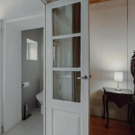 Alegria Four - Bedroom House Porto
