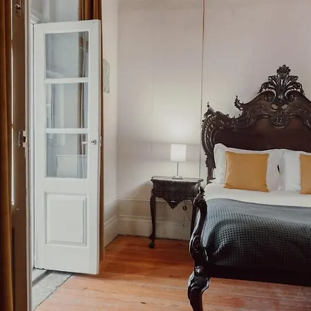 게스트하우스 Alegria Four - Bedroom House 3*