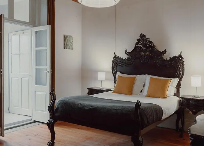 Alegria Four - Bedroom House Vendégház Porto